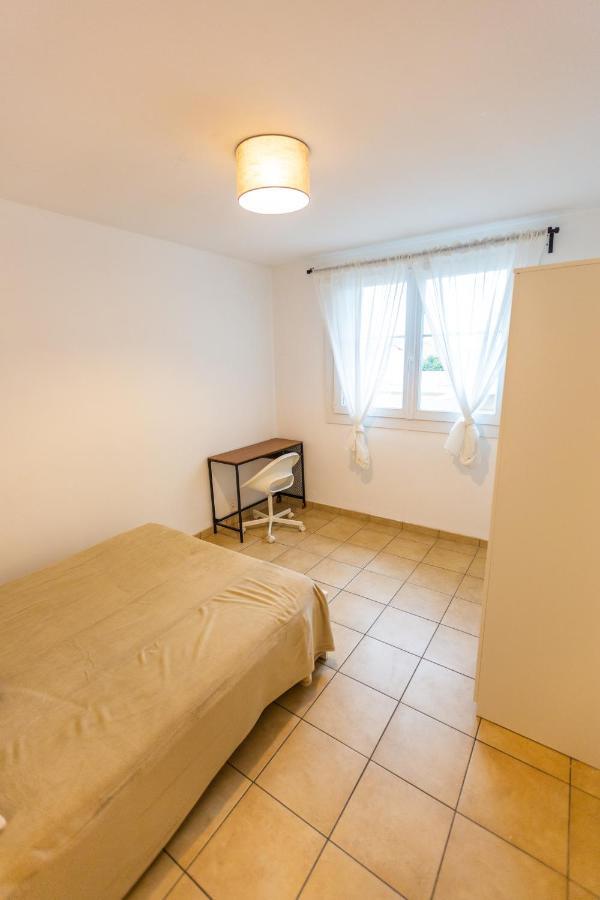 Superbe T4 Renove Spacieux Avec Stationnement Libre Et Gratuit Leilighet Marseille Eksteriør bilde