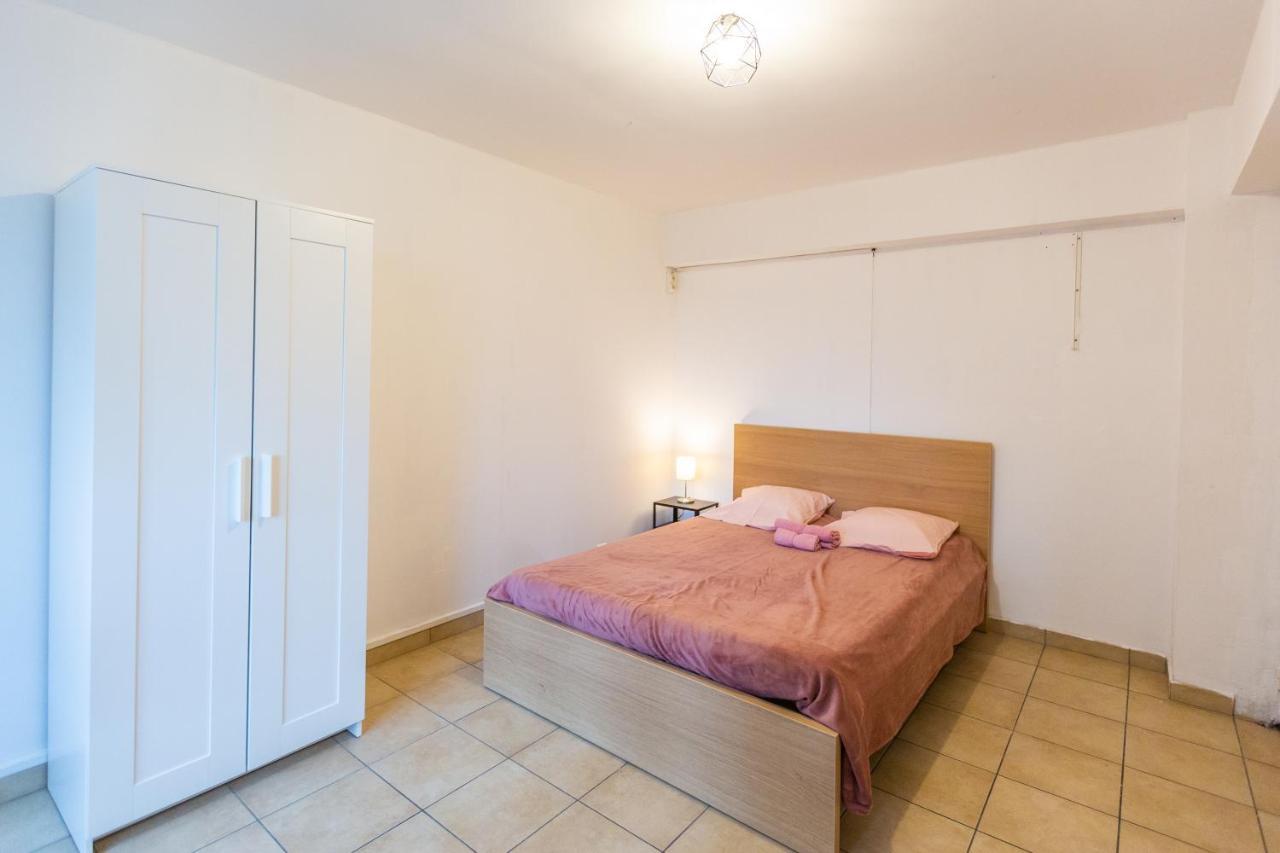 Superbe T4 Renove Spacieux Avec Stationnement Libre Et Gratuit Leilighet Marseille Eksteriør bilde